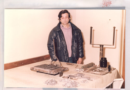 Fotografii realizate cu prilejul flagrantului 25.01.1989